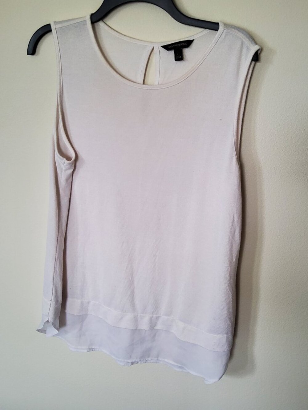 Chico's Sleeveless Blouse with chiffon hem size L